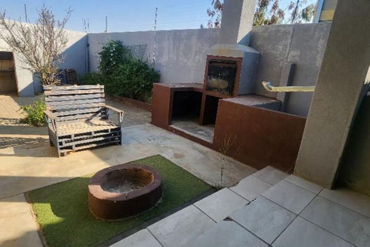 3 Bedroom House for Sale! - Photo 2