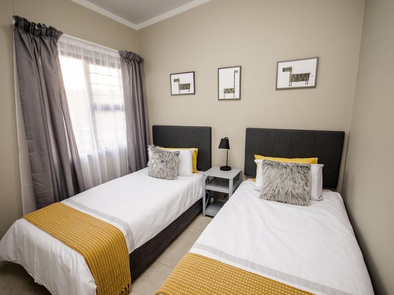 OCLE GROUND FLOOR 2 BEDROOM APARTMENT FOR SALE IN OTJOMUISE EXT. 3 - Photo 6