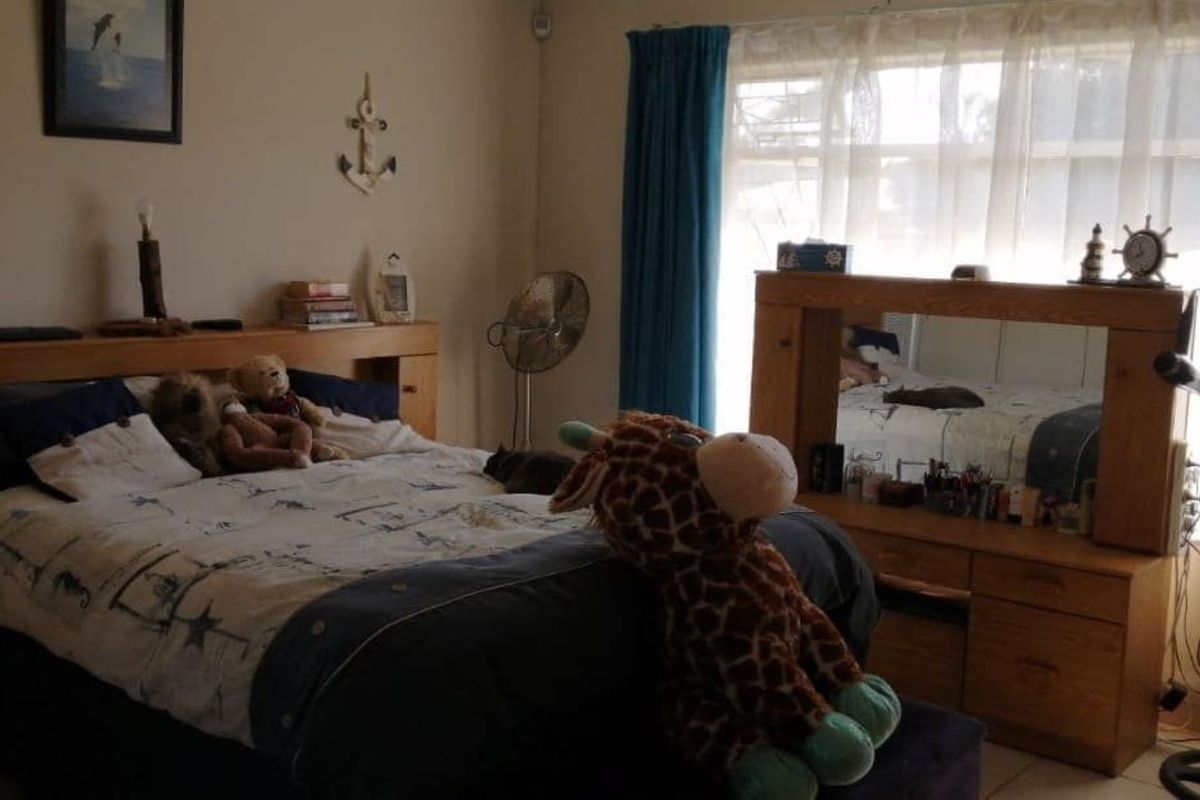 3 bedrooms House in DUNDEE. - Photo 3