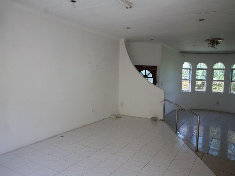 4 Bedroom House for rent - Photo 6