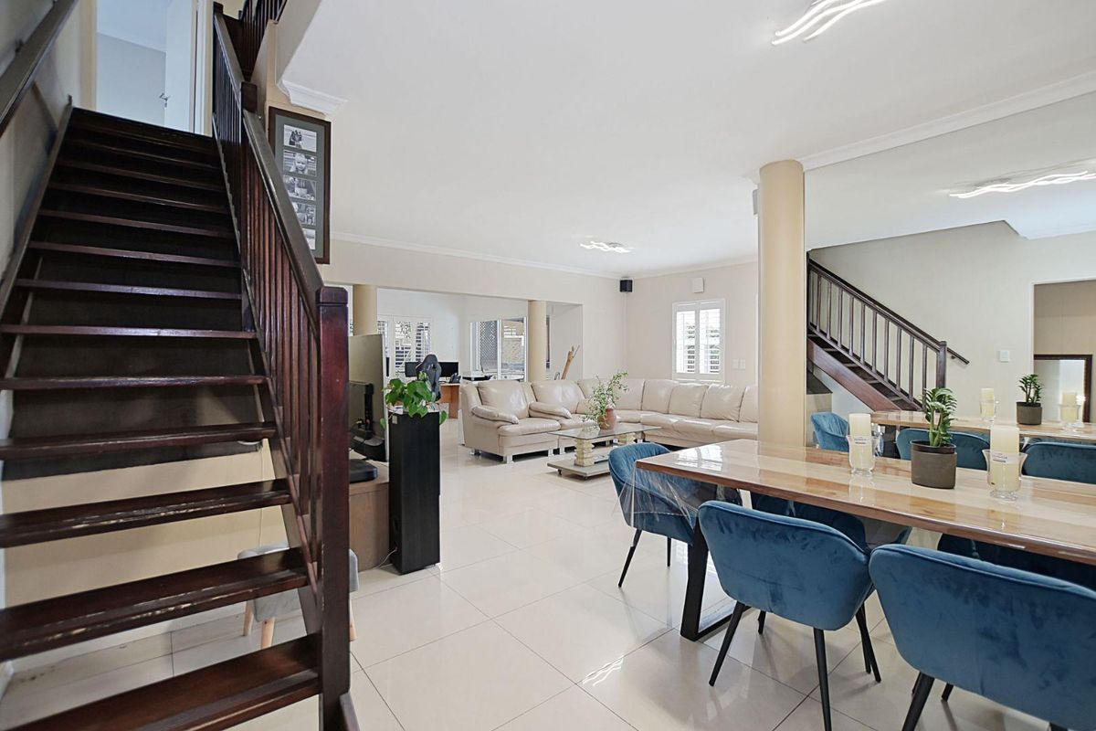 Designed For Living – Perfect Entertaining - Photo 3