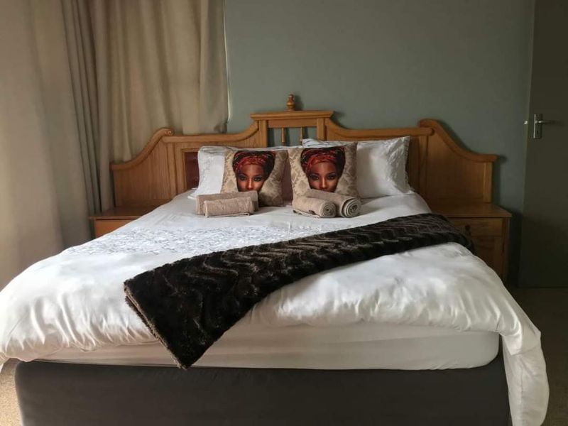 Beautiful 4Bedroom Townhouse For Sale - Photo 7