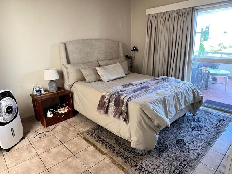 Fully Furnished North Facing Apartment in Secure Windhoek Complex - Photo 2