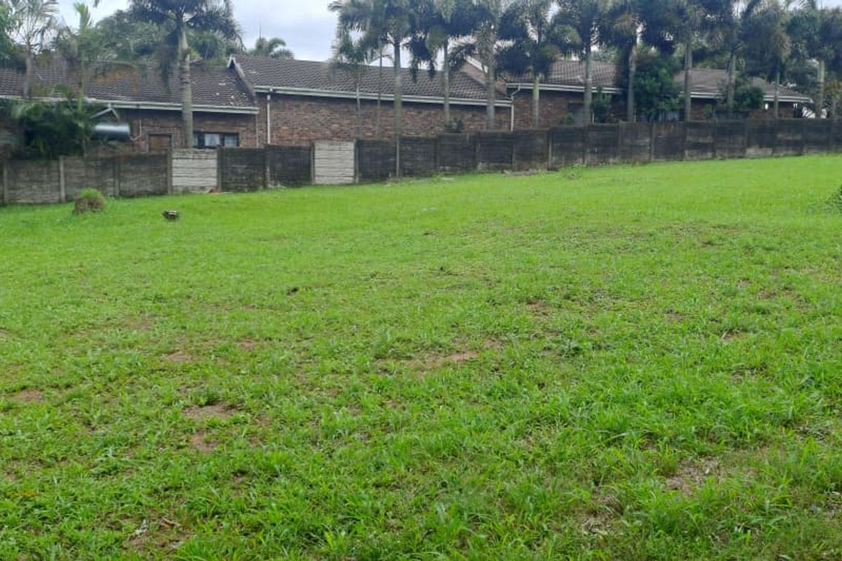 This vacant land offers an excellent opportunity for buyers looking to build a home, develop an investment property, or secure land for future use. - Photo 5