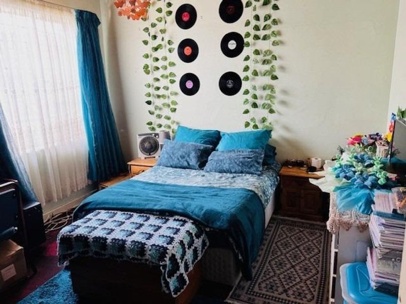 High-Yield Living: A Solid Forest Hill Home With Dual Income Streams - Photo 6