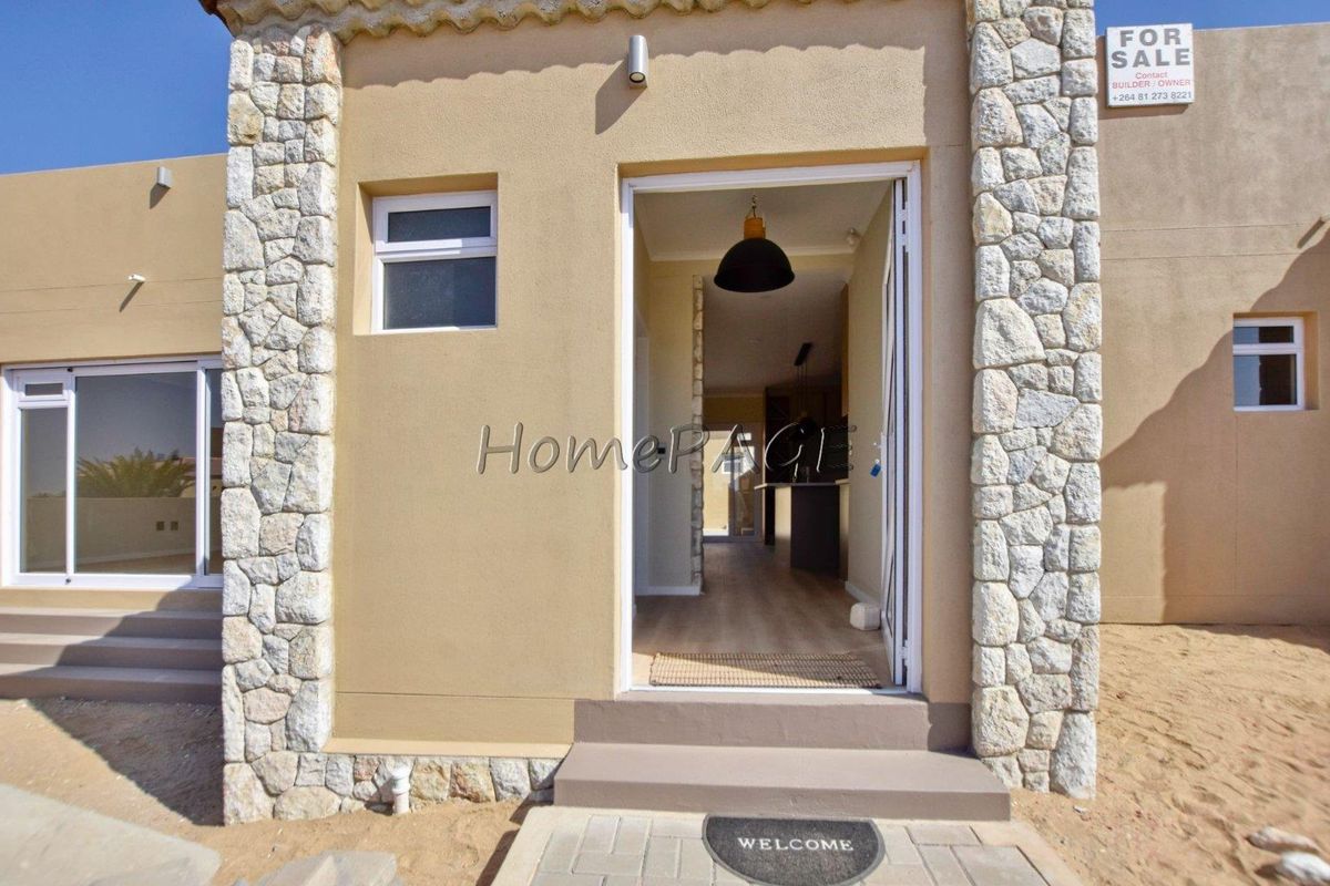 Rossmund, Swakopmund:  NEW 3 Bedr Home WITH ROOFTOP PATIO - Photo 2