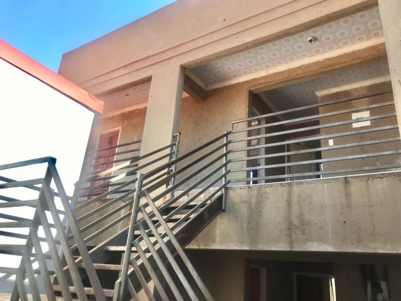 INVESTER HOME - Photo 2
