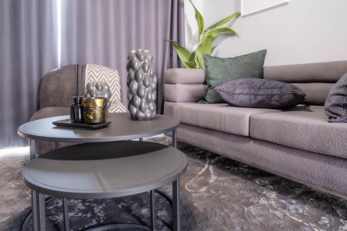 Brand New 2 Bed 2 Bathroom ultra-modern Apartment. Invest now!t! - Photo 2