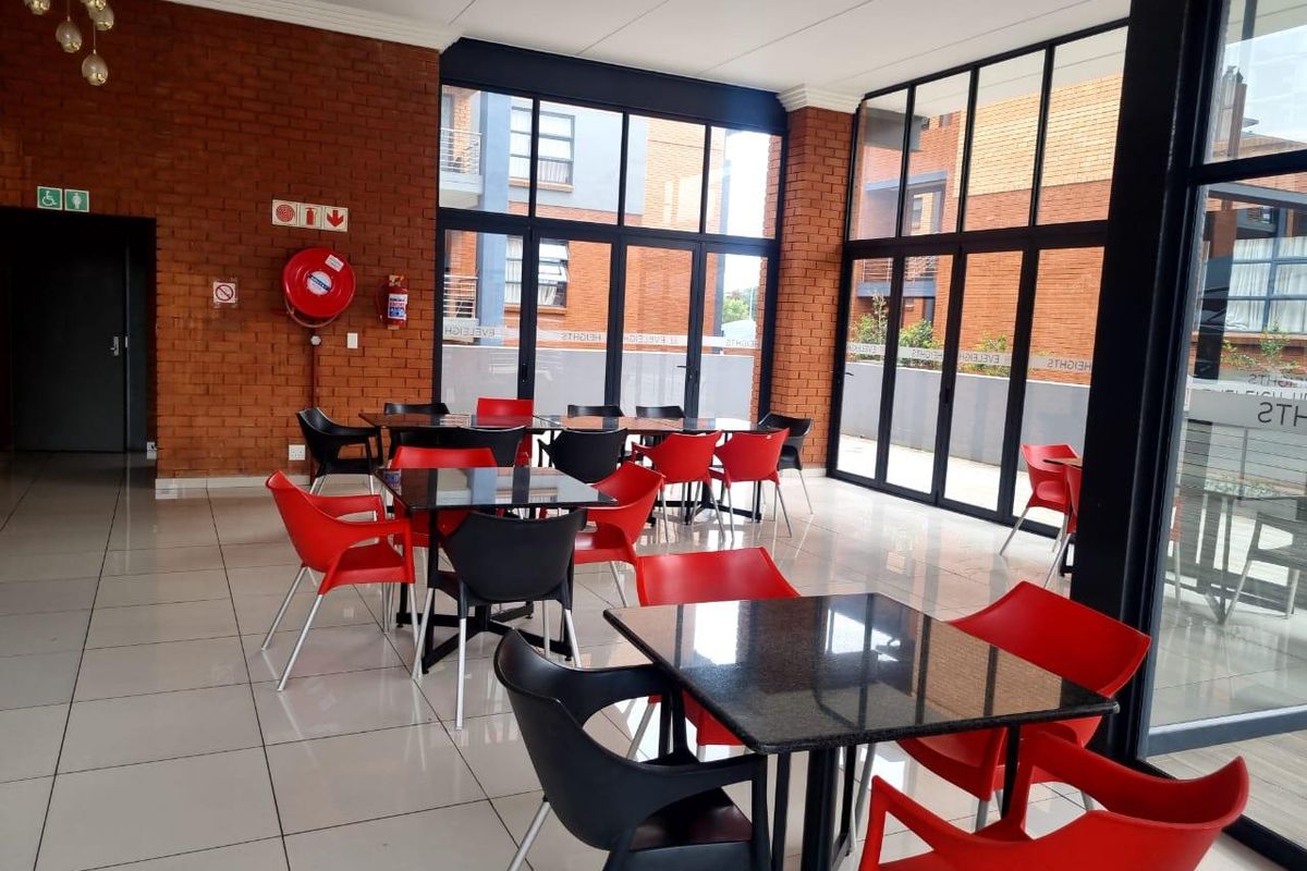 3 Bedroom Apartment in Eveleigh - Photo 4