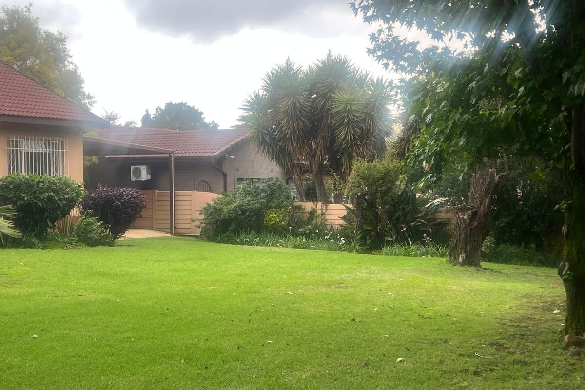 Great appeal just like the name of this street. Home sweet home - Photo 4