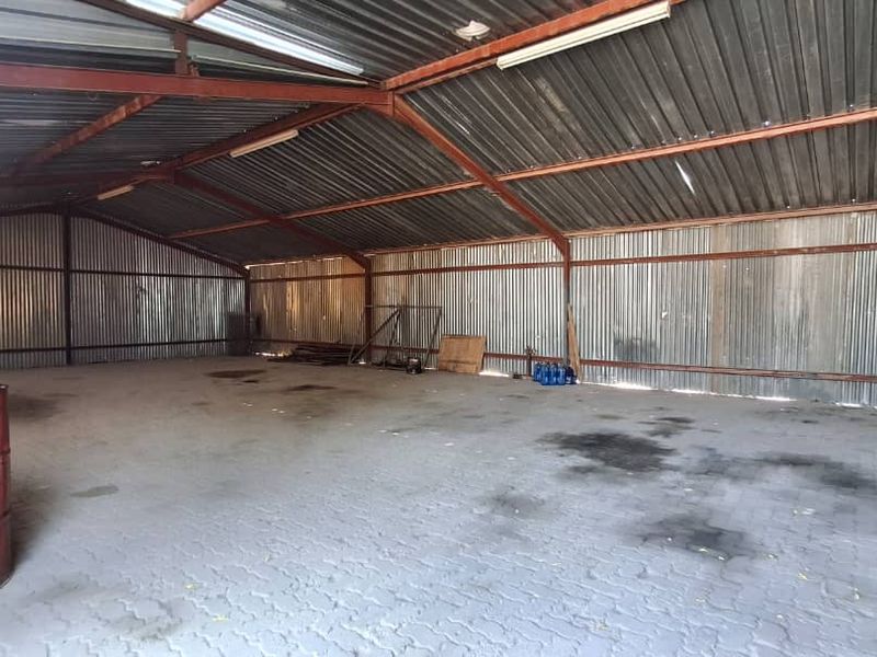 Prime Industrial Plot for Sale: Exceptional Features and Strategic Location - Photo 8