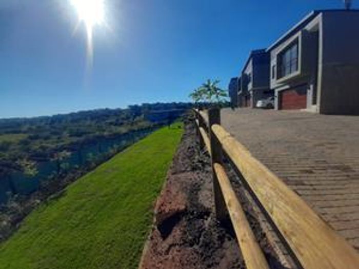 Property #2421847, Townhouse Rental Monthly in Palm Lakes Estates