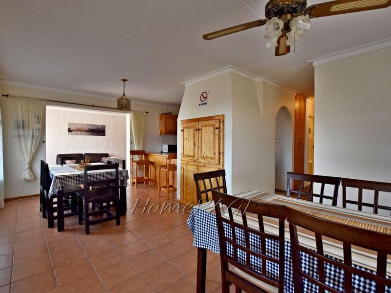 Meersig, Walvis Bay:  4 Bedr Home with 2 Bedr Flat for Sale - Photo 5