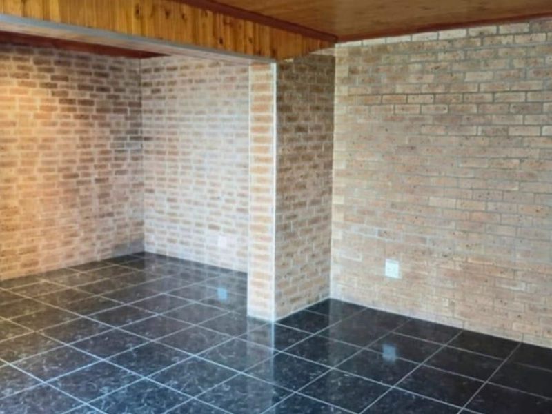 Spacious 4-Bed Family Home with Scenic Views in Risecliff - Photo 4