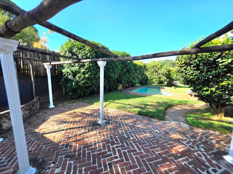 Spacious, 4 Bedroom Home with Separate Granny Flat and pool. **Exceptional Income Potential - Photo 3