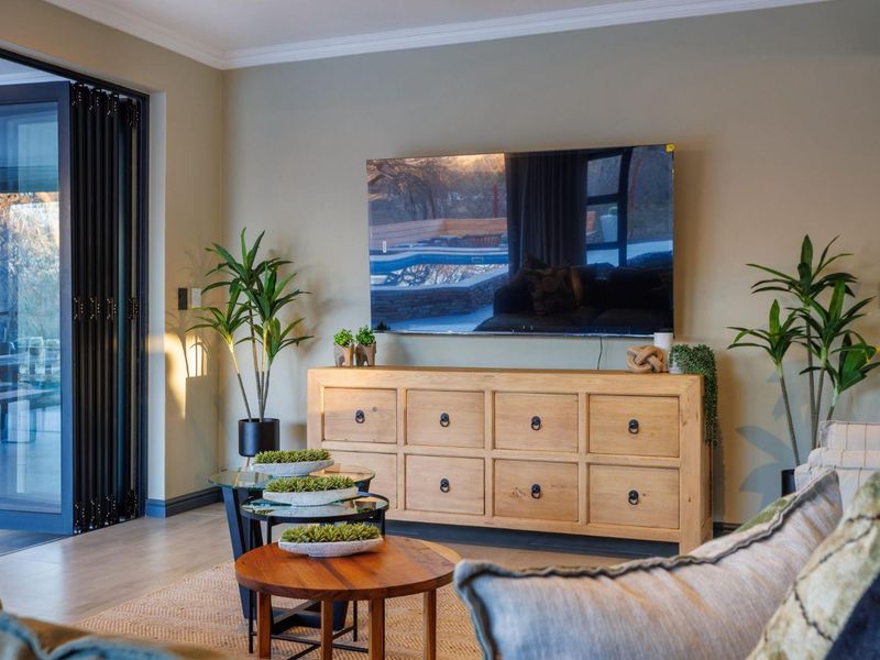 Ultra-Modern Home for Sale in Zandspruit - Photo 7