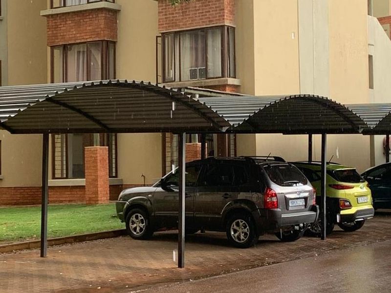 **Charming 2-Bedroom Apartment for Sale in 21 Zambezi Estates** - Photo 1