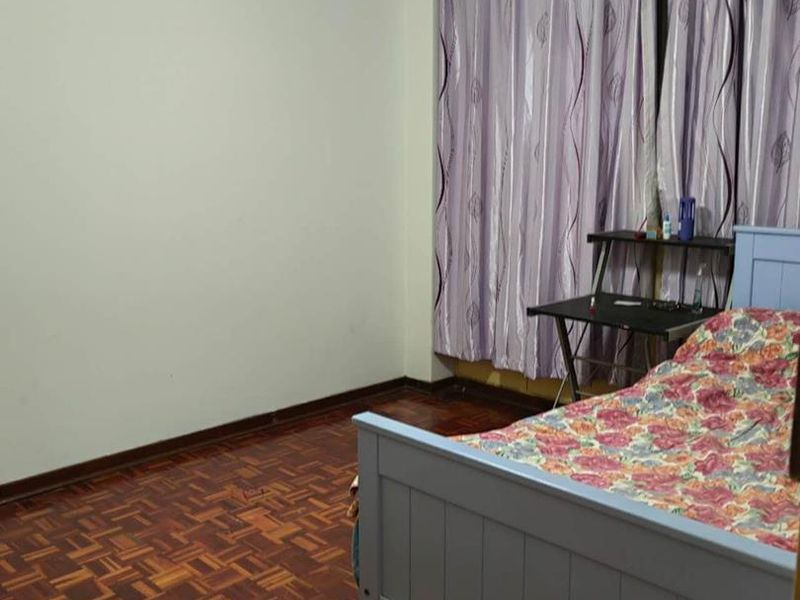 Prime Location Spacious Duplex, Incredible Potential - Photo 10