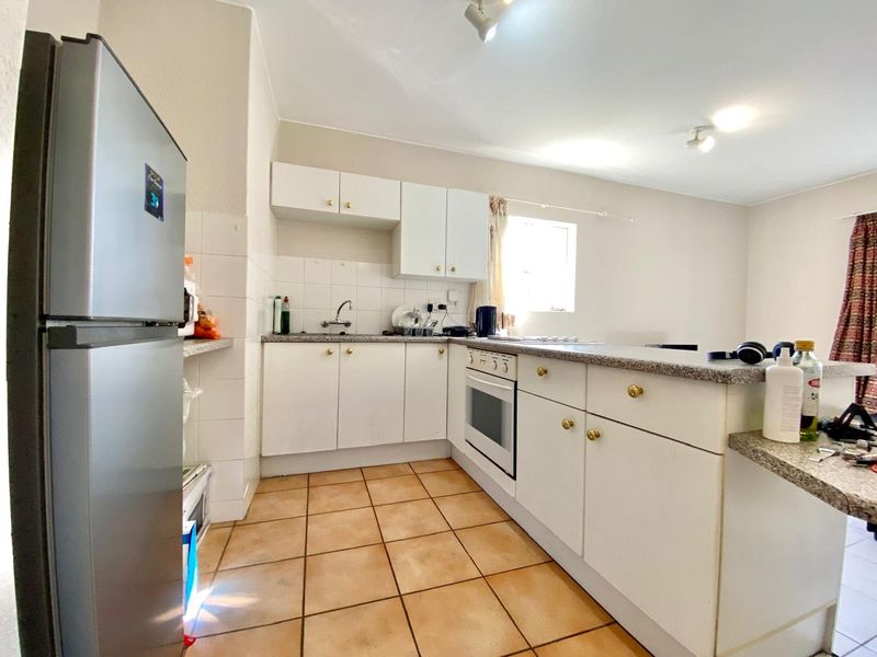 LOVELY SPACIOUS ONE BED NEAR HYDE PARK SHOPPING CENTRE - Photo 5