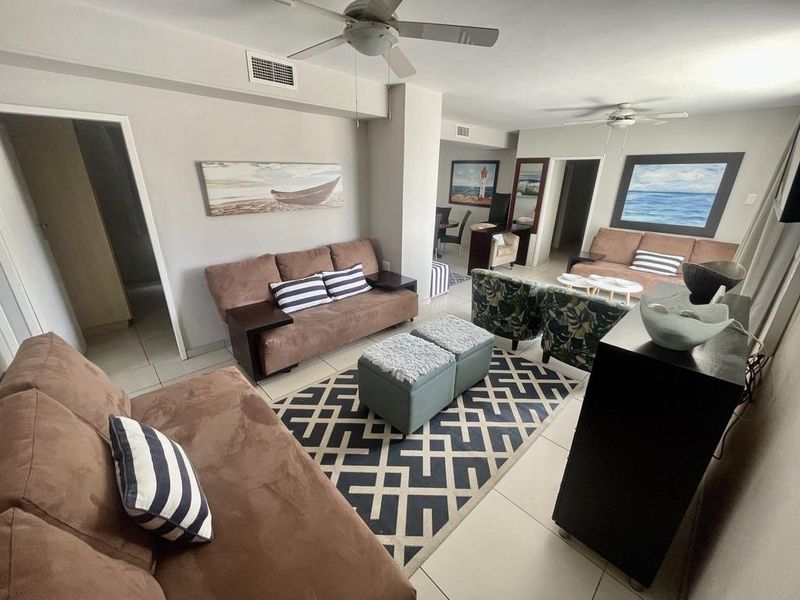 Hendra - Luxury Penthouse with Stunning Ocean Views in Prime Location - Photo 5