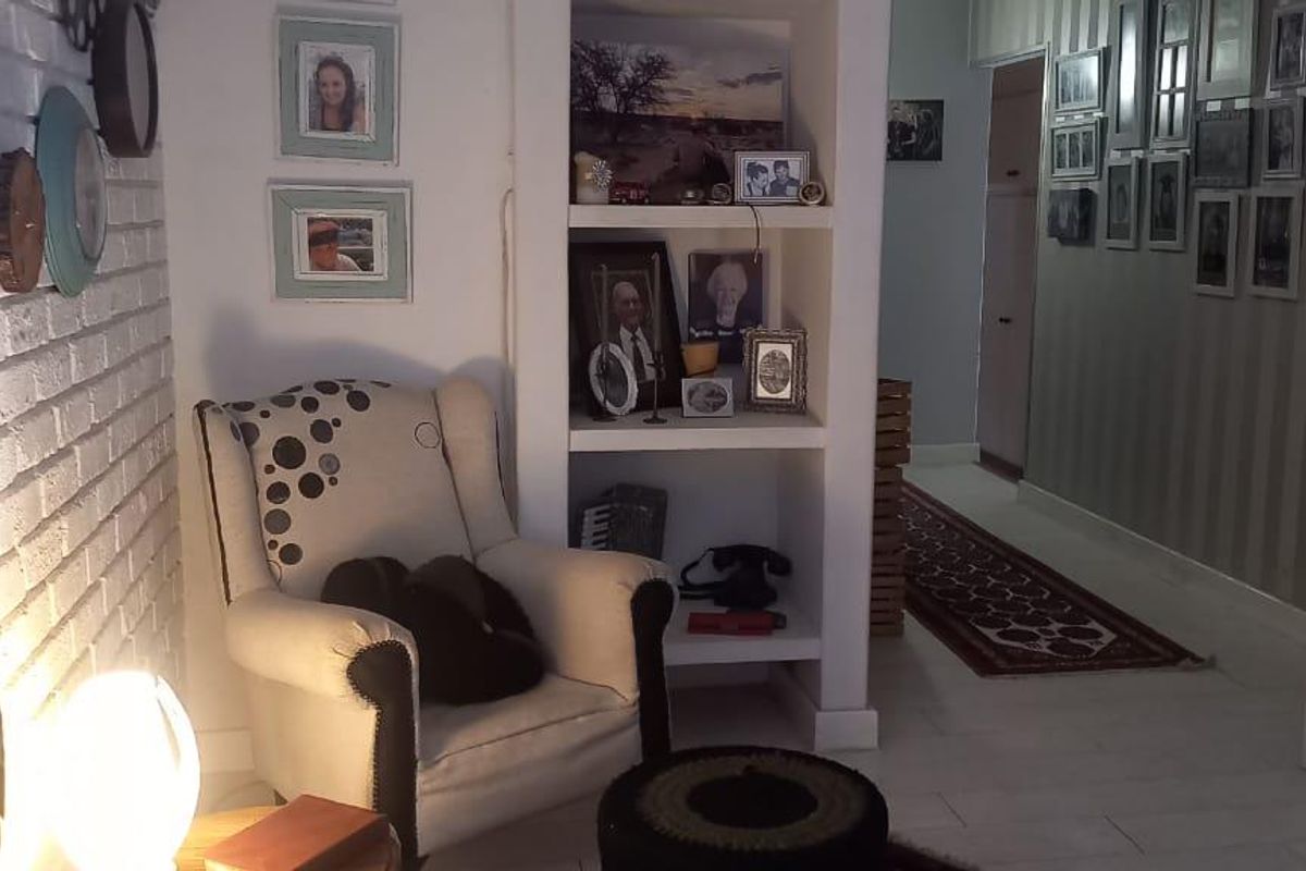 Stunning 4-Bedroom Family Home with Exceptional Entertainment Facilities - Photo 5