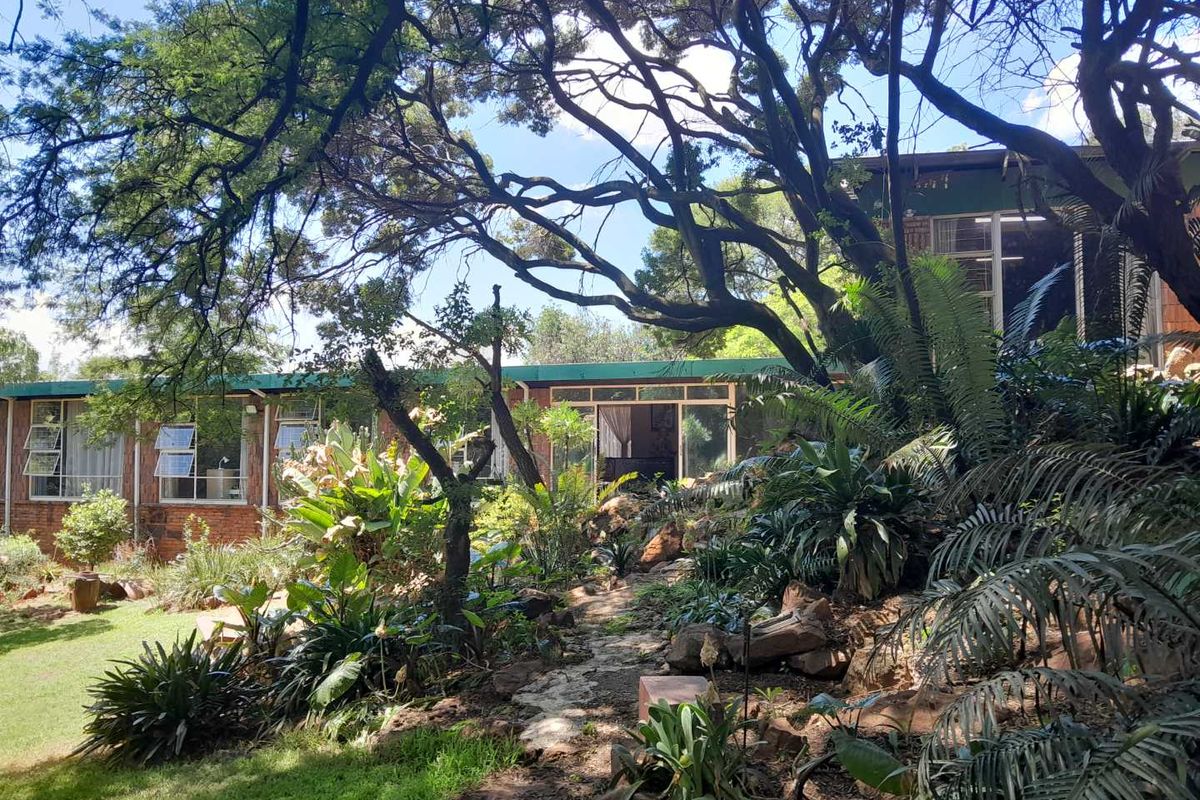 5 Bedroom Family Home in cul-de-suc - Photo 2