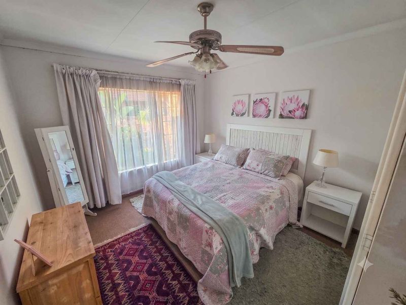 2 Bedroom Townhouse For Sale in Die Wilgers - Photo 8