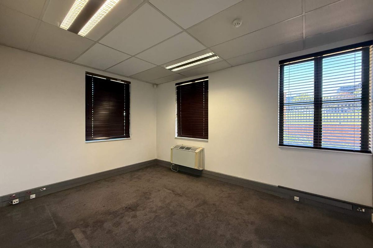 Prime Office Space for Lease at Morningside Close - Photo 4