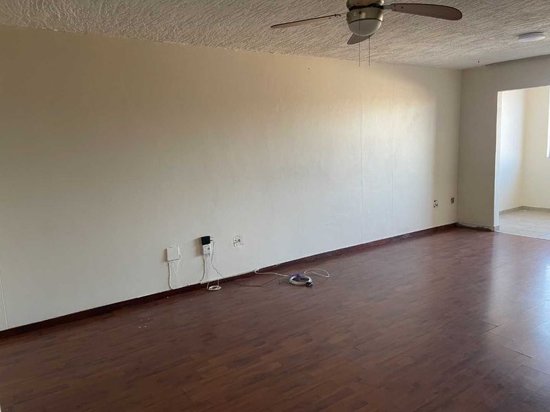 2 Bedroom & 2 Bathroom apartment for sale in Silverton - Photo 4