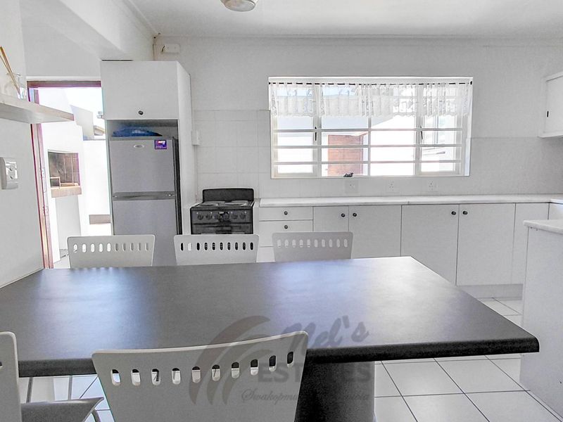 Furnished Home to Rent in Vineta, Swakopmund - Photo 4
