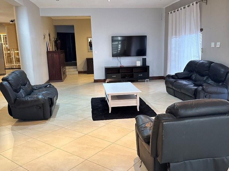 FOR SALE - 5 BEDROOM HOUSE - AUASBLICK - Photo 8