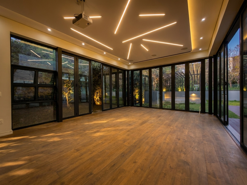 A Grand Statement of Luxury and Scale in Steyn City - Photo 10