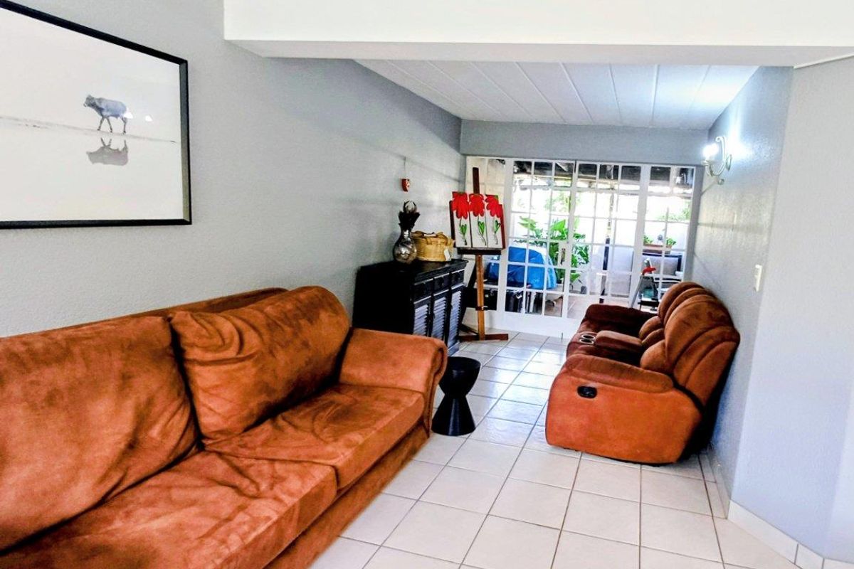 Sunny 3 bedroom duplex in Atlasville up for grabs! - Photo 5