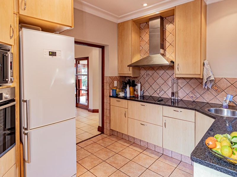 3 Bedroom for Sale in San Raphael Estate Morningside - Photo 5