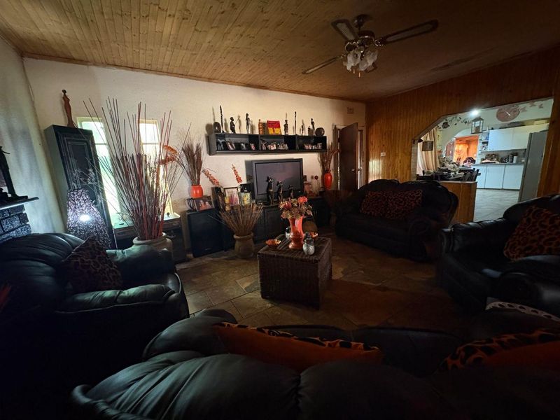 Fully Loaded 4-Bedroom Family Home on a 2,000m2 Corner Stand - Photo 9