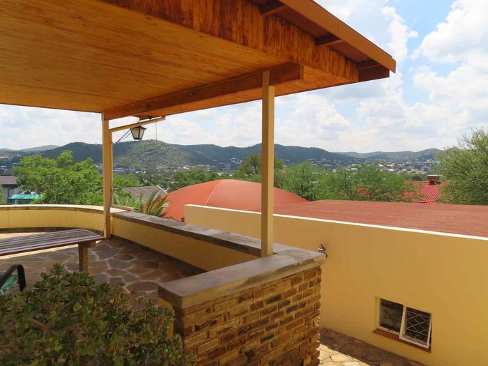 Property #2369563, House Pending Sale in Klein Windhoek