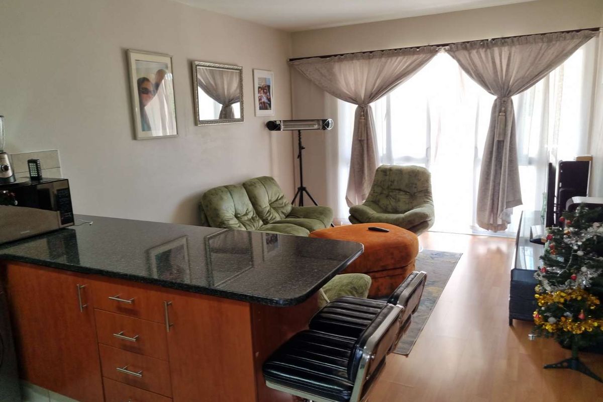 Safe & Secure! Lock up & Go! - Photo 4