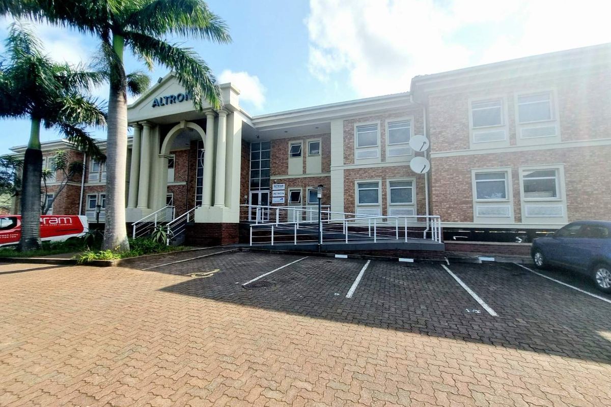 309m2 First-Floor Office in Illovo Sugar Park – Secure, Accessible, and Move-In Ready - Photo 2