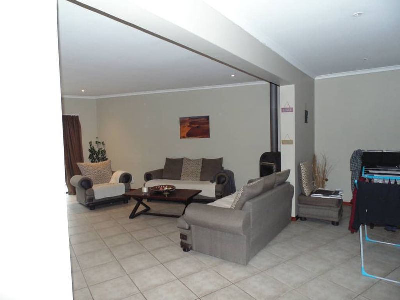 Beautiful House For Sale - Swakopmund - Photo 5