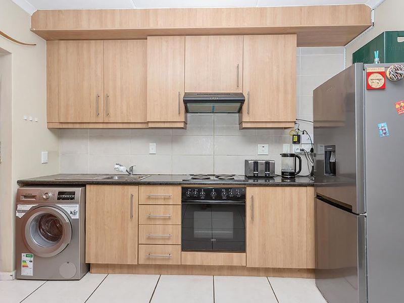 One bedroom Apartment - Photo 6