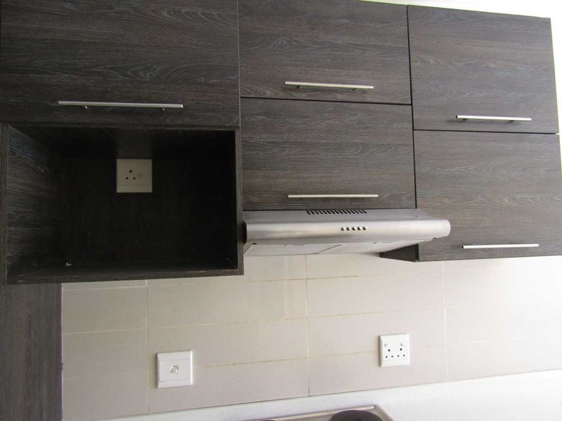 Lifestyle Living Lock Up And GO - Photo 4