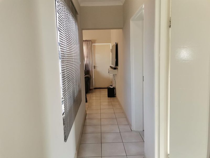 FREE STANDING HOUSE FOR SALE - Photo 4