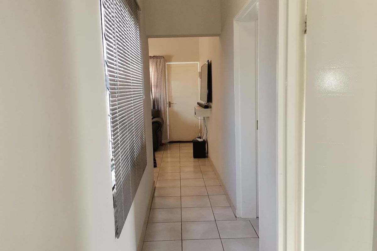 FREE STANDING HOUSE FOR SALE - Photo 4