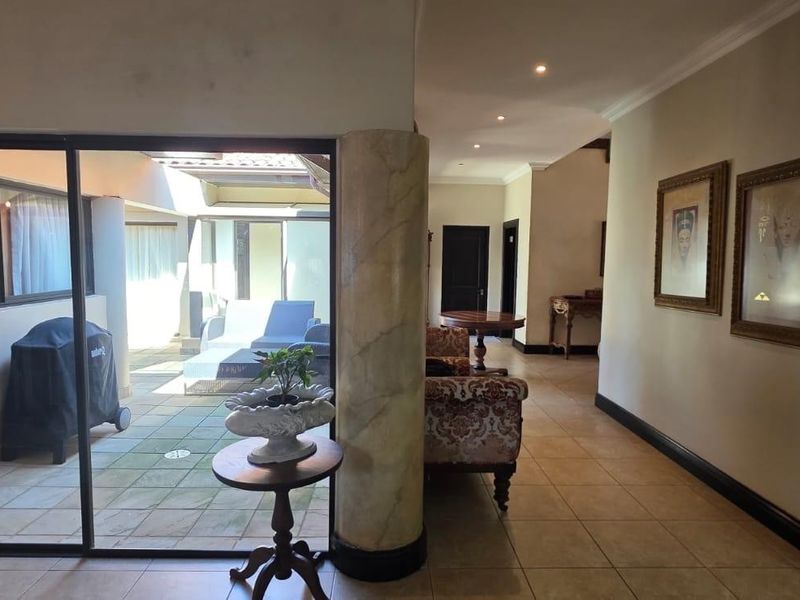 Luxury 4 Bedroom freestanding home in Zimbali Estate for rent - Photo 8