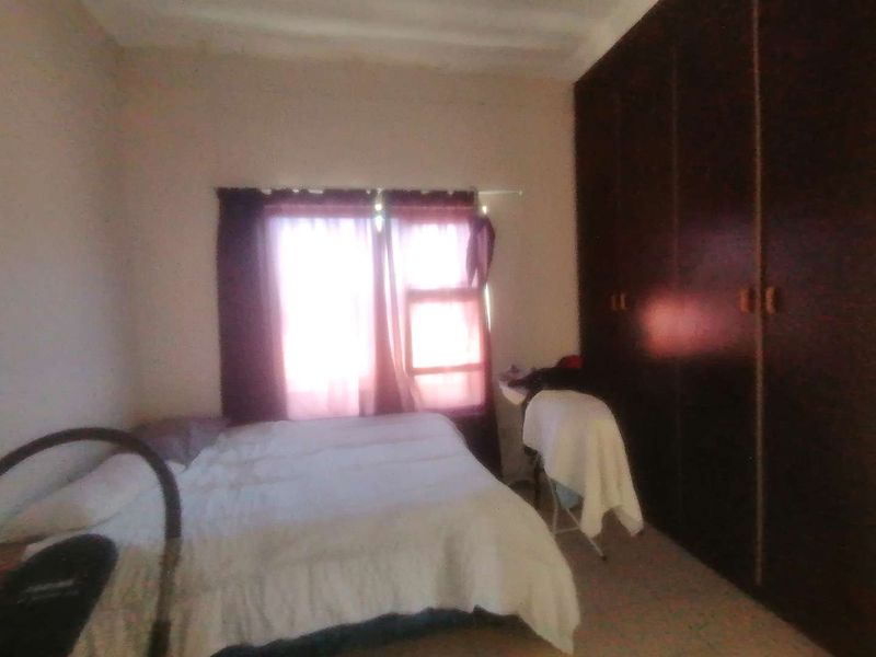 Family Unit - Photo 5