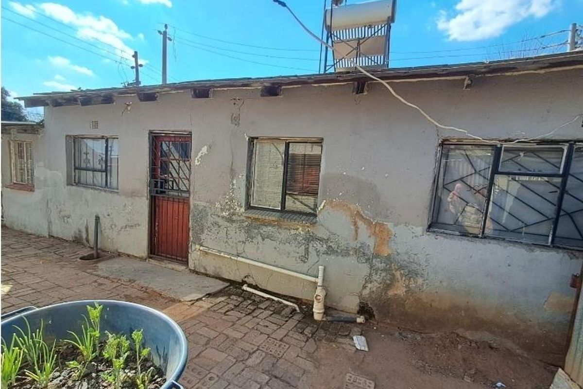 2 Bedroom House In Ivory Park - Photo 3