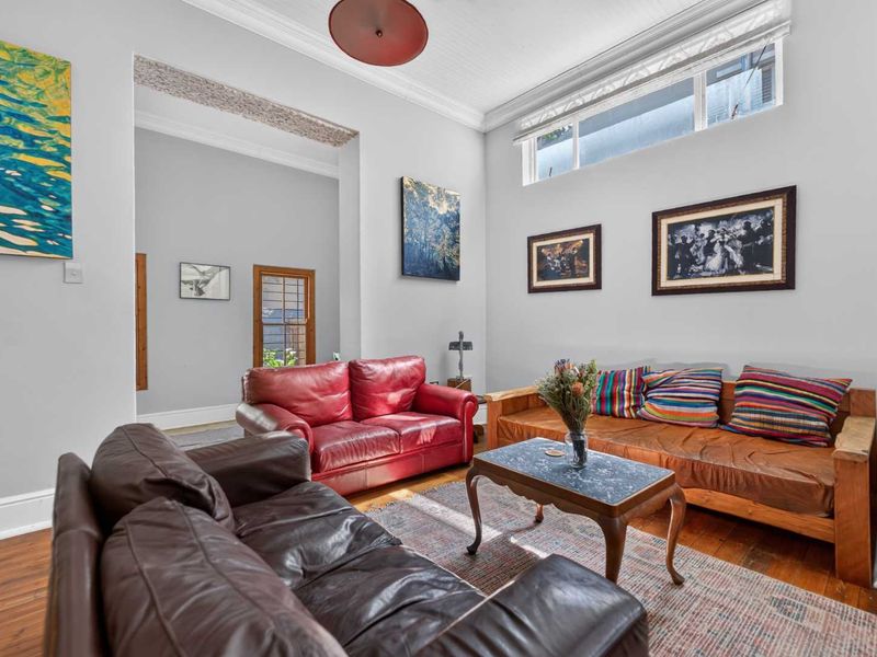 Exceptional Investment Opportunity in Prime Oranjezicht R15 300 000 Including VAT - Photo 6