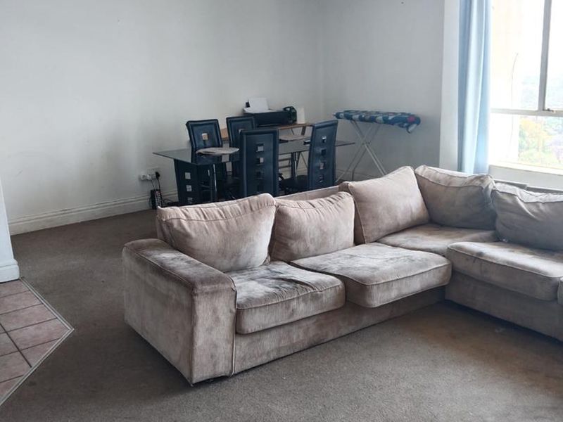 Spacious Apartment in La Montagne Pretoria East - Photo 2