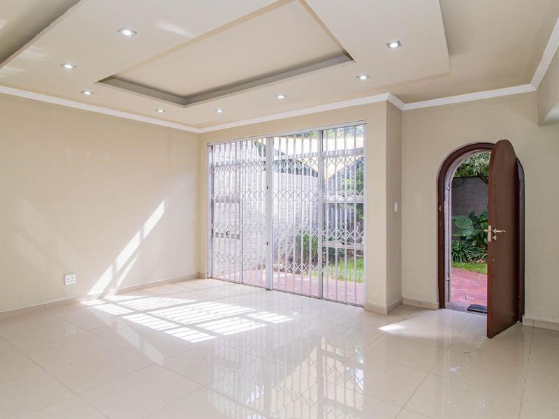 Discover Modern Comfort in This Renovated Duplex Townhouse! - Photo 3