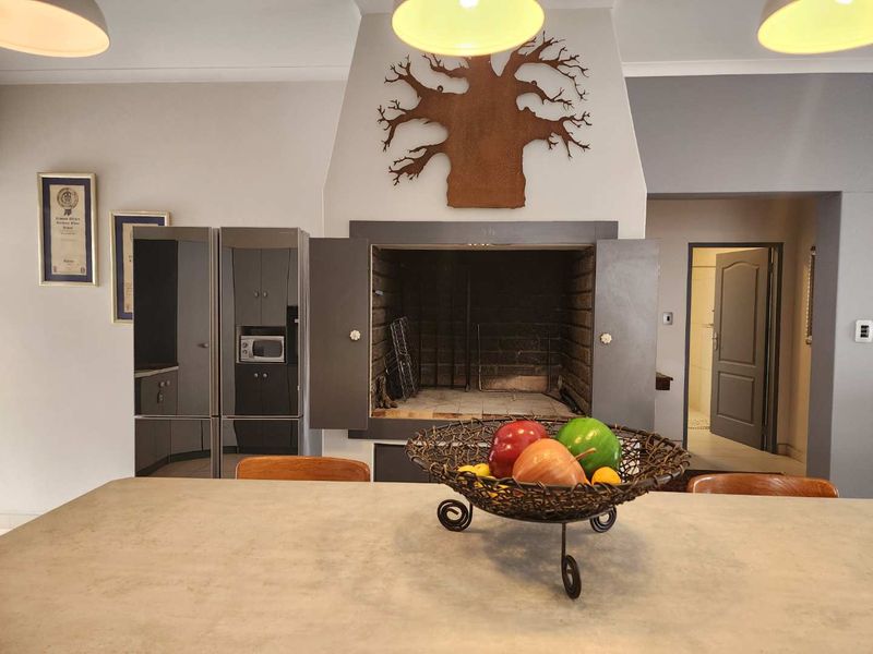 A beutiful family home in the sought-after area of ​​Sunbay in Henties Bay - Photo 8